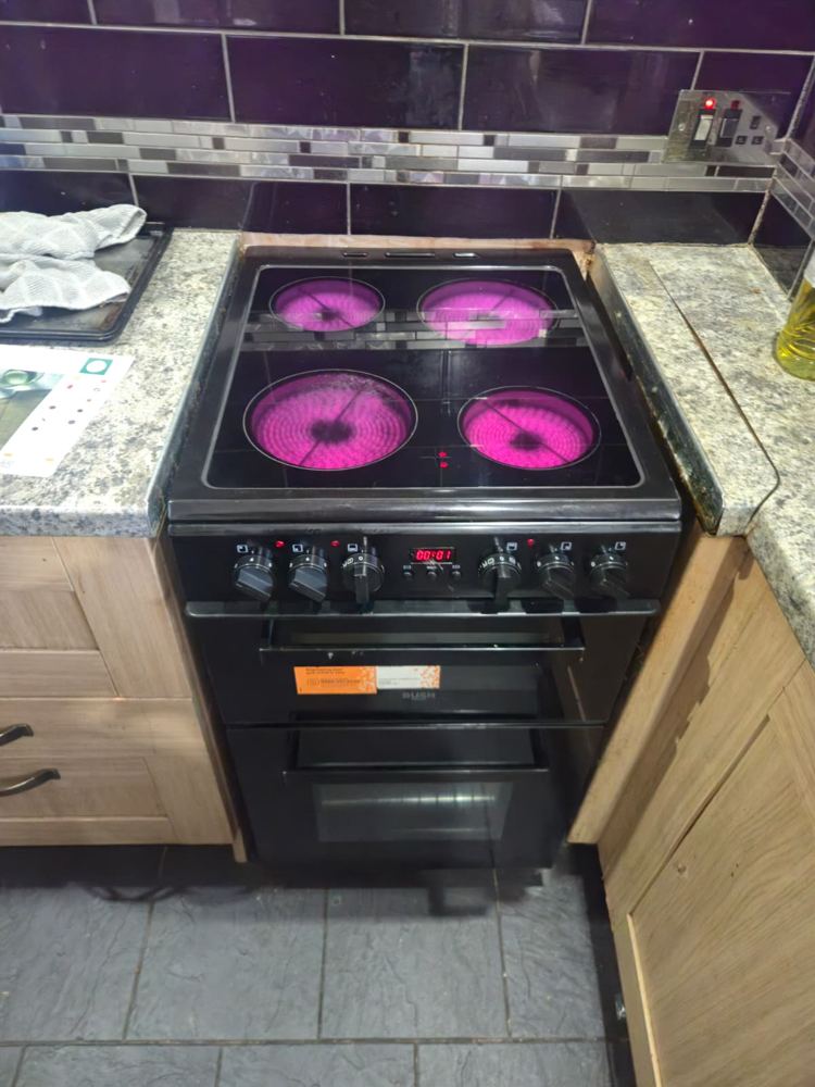 Electric cooker fitted and tested