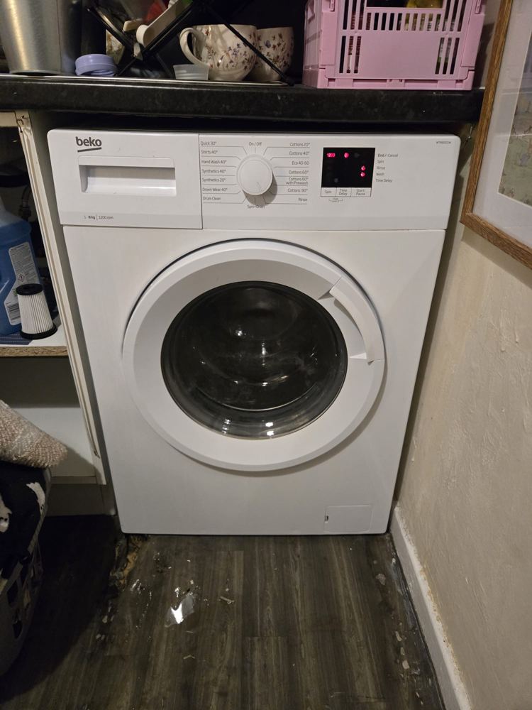 Electric cooker fitted and tested